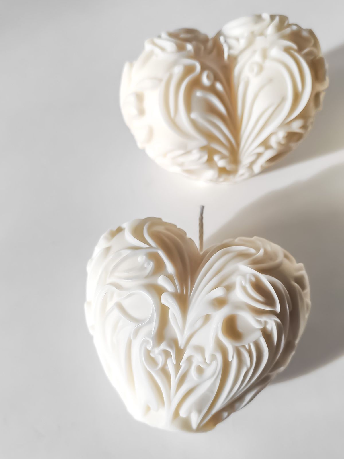 bougie LENNY coeur, Un accessoire plein d'amour et décoratif à offrir pour ST VALENTIN, les fêtes des mères, anniversaire