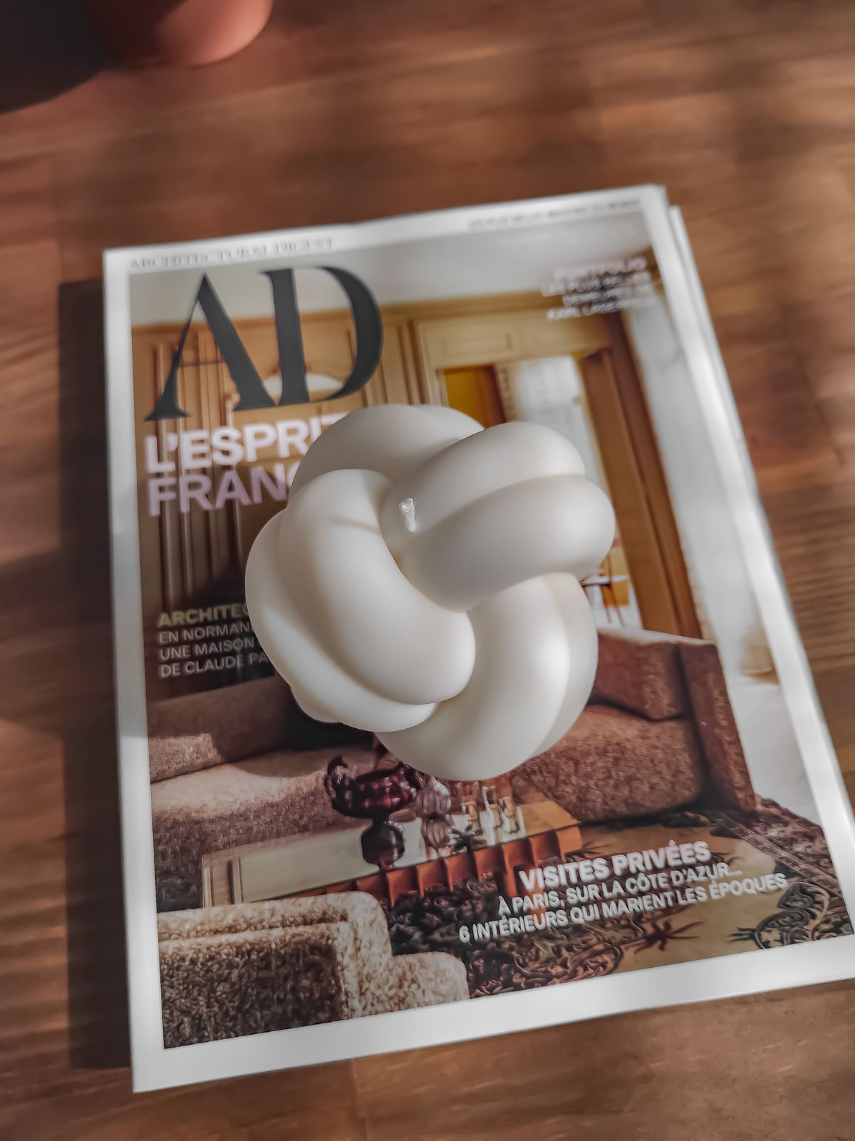 Bougies décoratives en forme de noeud pour décorer tables et comptoires. Décoration stylé et tendance pour sublimer toutes les pièces de la maison.